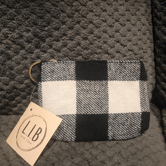 NWT coin purse - Picture 1 of 3